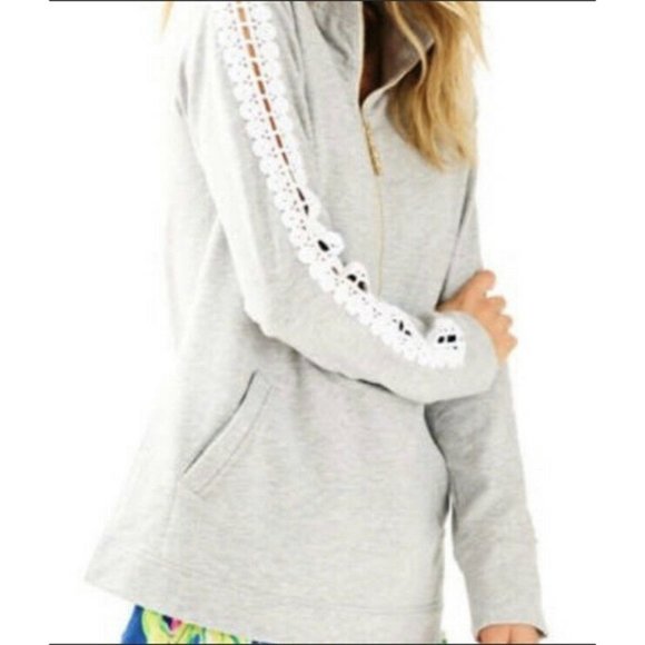 Lilly Pulitzer Gray Skipper Popover Jacket Peek-A-Boo Lace Sleeves XS Excellent - Picture 1 of 11